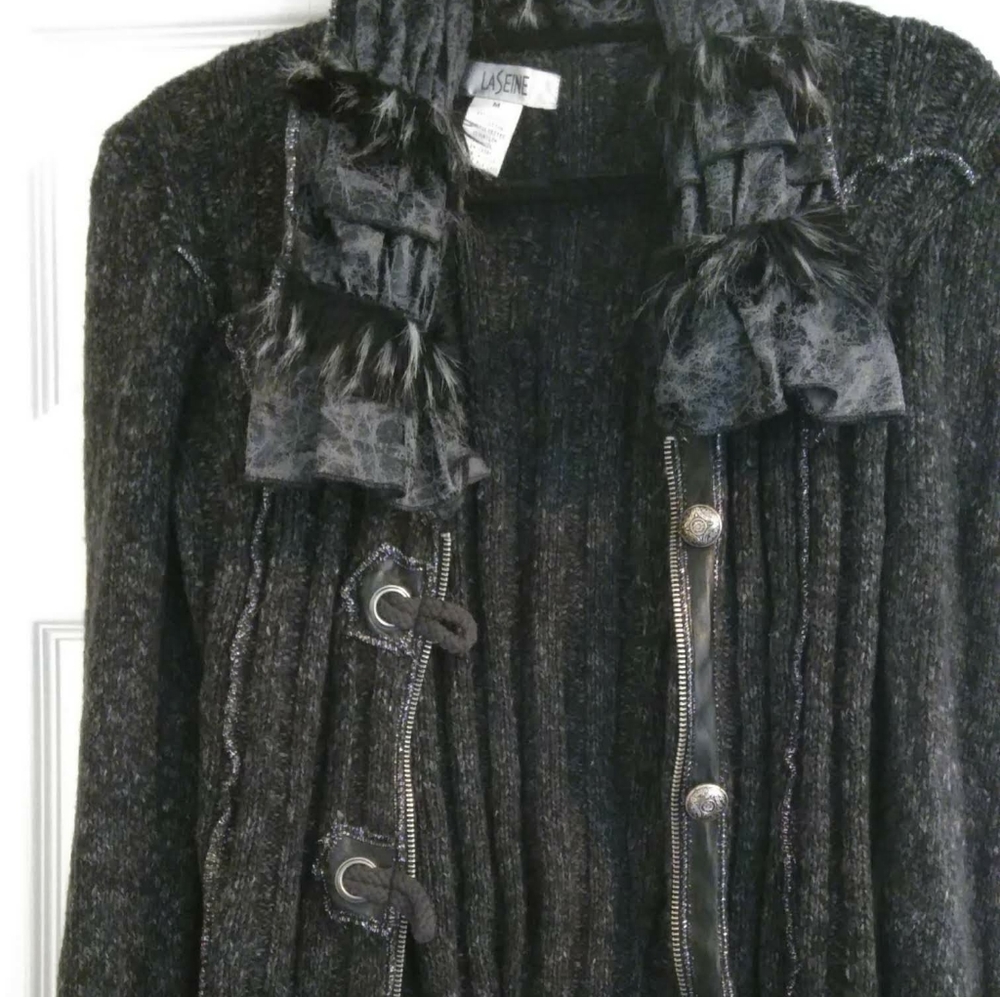 Funky zip up sweater